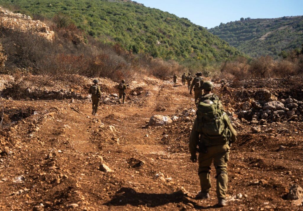 לסלול קו בט"ש בליטני. צילום דובר צה"ל