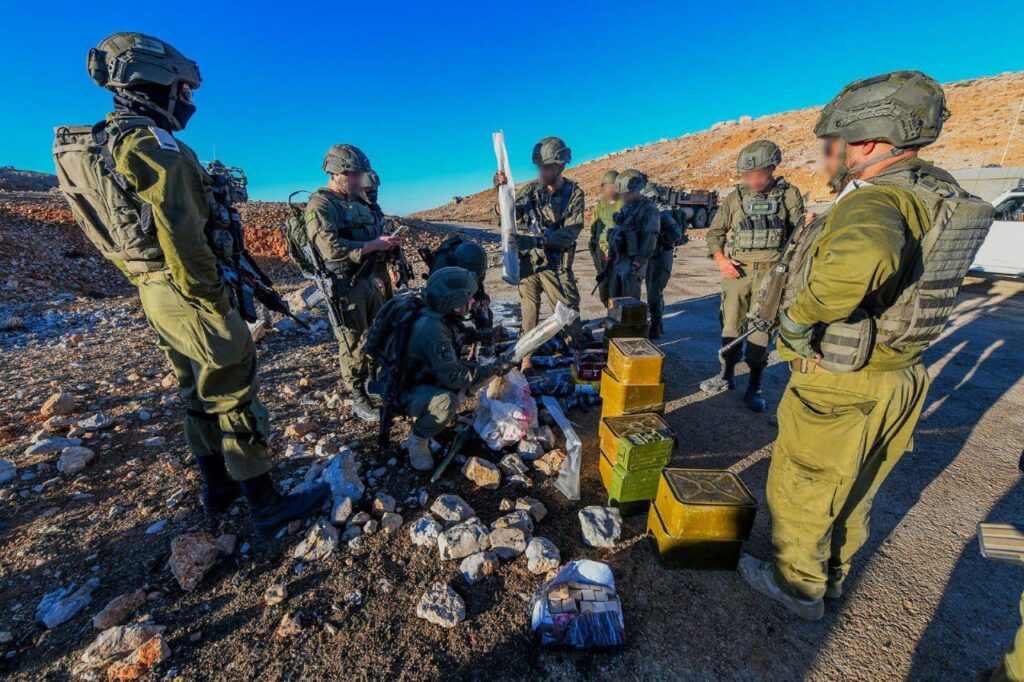 כוח צה"ל בחזרה מפשיטה סמוך לדמשק. נסיגה בתנאי ישראל בלבד. צילום דובר צה"ל