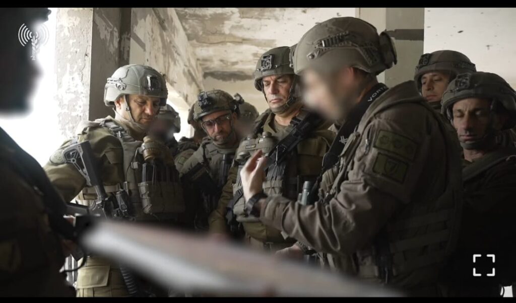 הרמטכ"ל אתמול בסיור ברצועת עזה. צילום דובר צה"ל